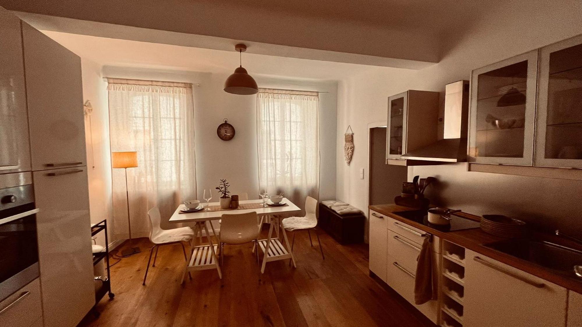 Apartment Am Schloss - Charme Saarbrücken Esterno foto